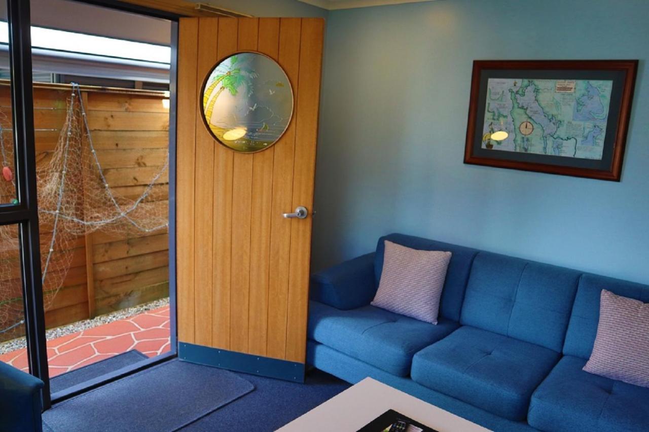 Strahan Bungalows Extérieur photo